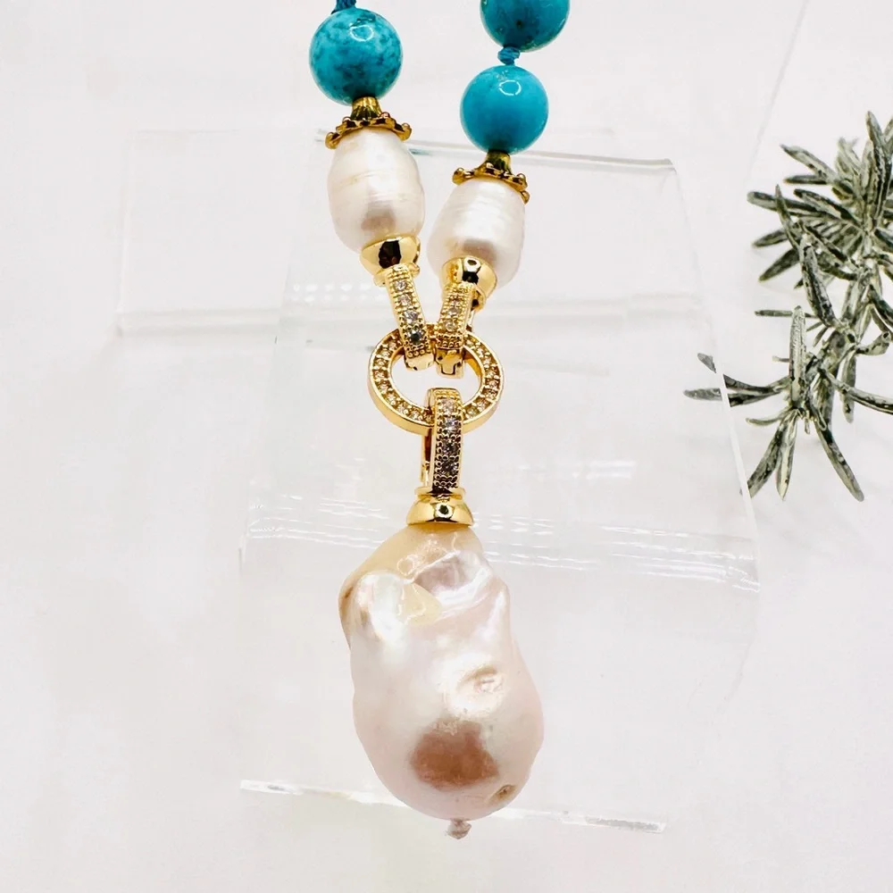 Genuine Howelite and Baroque Pearl Pendant Necklace - Picture 4 of 12